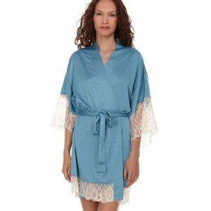 NWT Flora Nikrooz Gabby Charmeuse Blue Cream Lace Robe Wrap in Size S